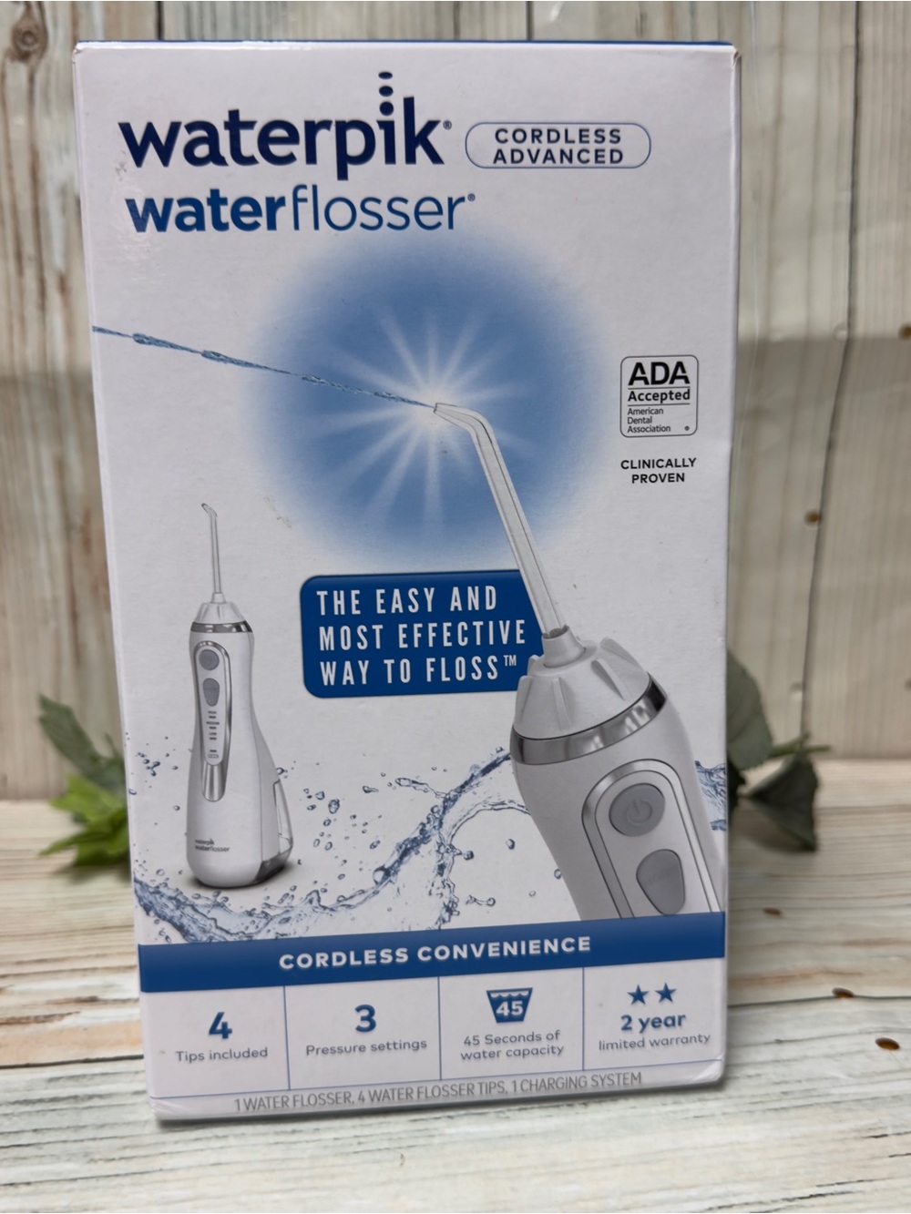 New Waterpik CORDLESS advanced water flosser 3 settings WP 560CD